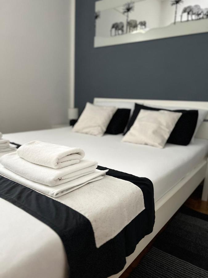Apartments Loncar-Near Zrce Beach 노바야 외부 사진