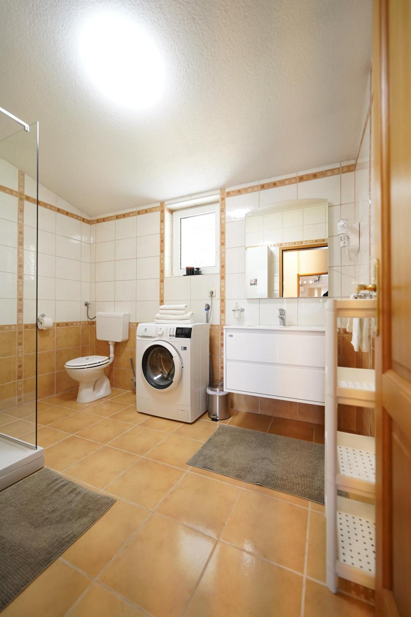 Apartments Loncar-Near Zrce Beach 노바야 외부 사진