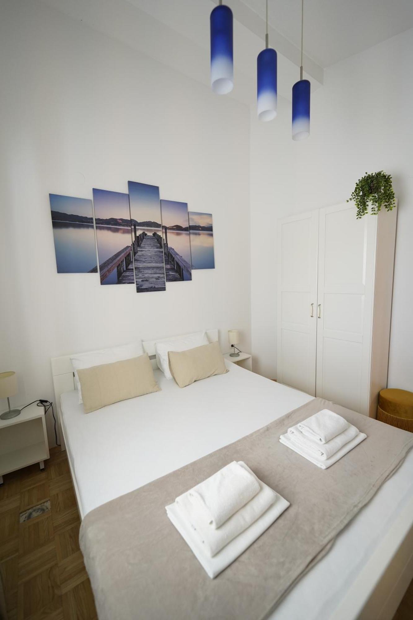 Apartments Loncar-Near Zrce Beach 노바야 외부 사진